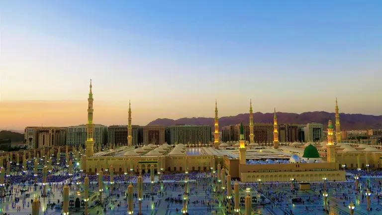 Prophet’s Mosque in Medina at sunset