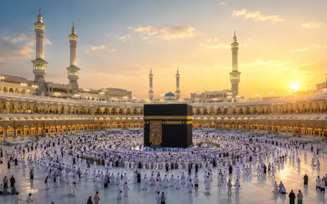 Immagine rossa sulla storia del Masjid al-Haram