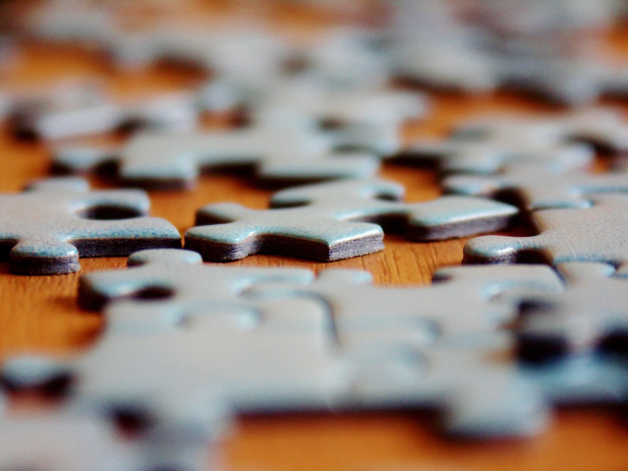 Puzzle pieces symbolizing life’s trials