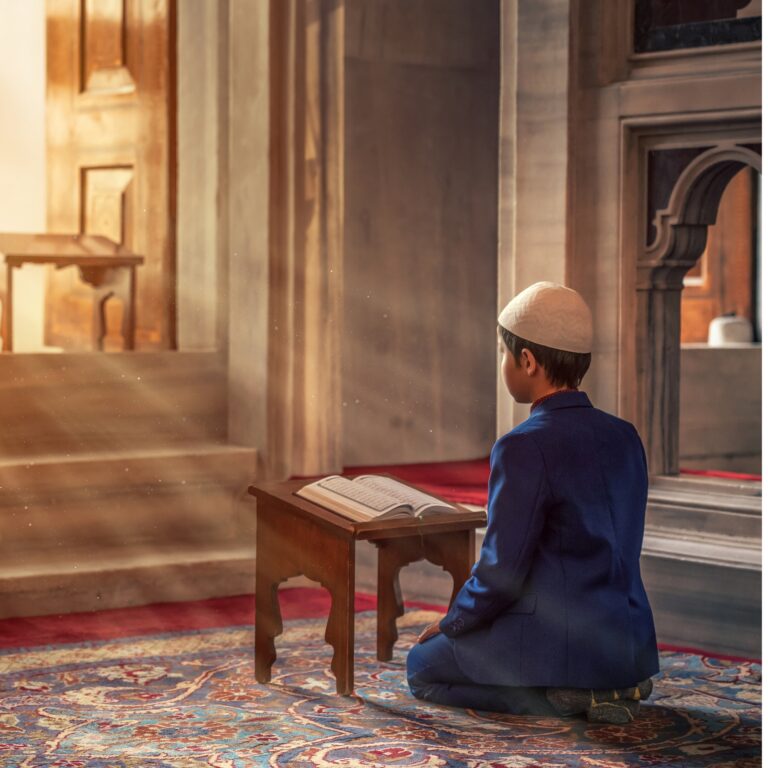 Pourquoi enseigner le Coran à vos enfants